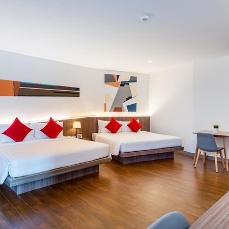 J Inspired Hotel Патая Екстериор снимка