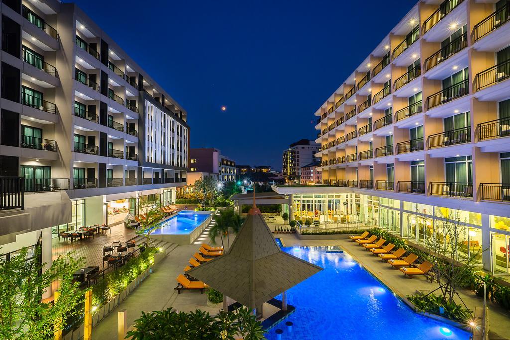 J Inspired Hotel Патая Екстериор снимка