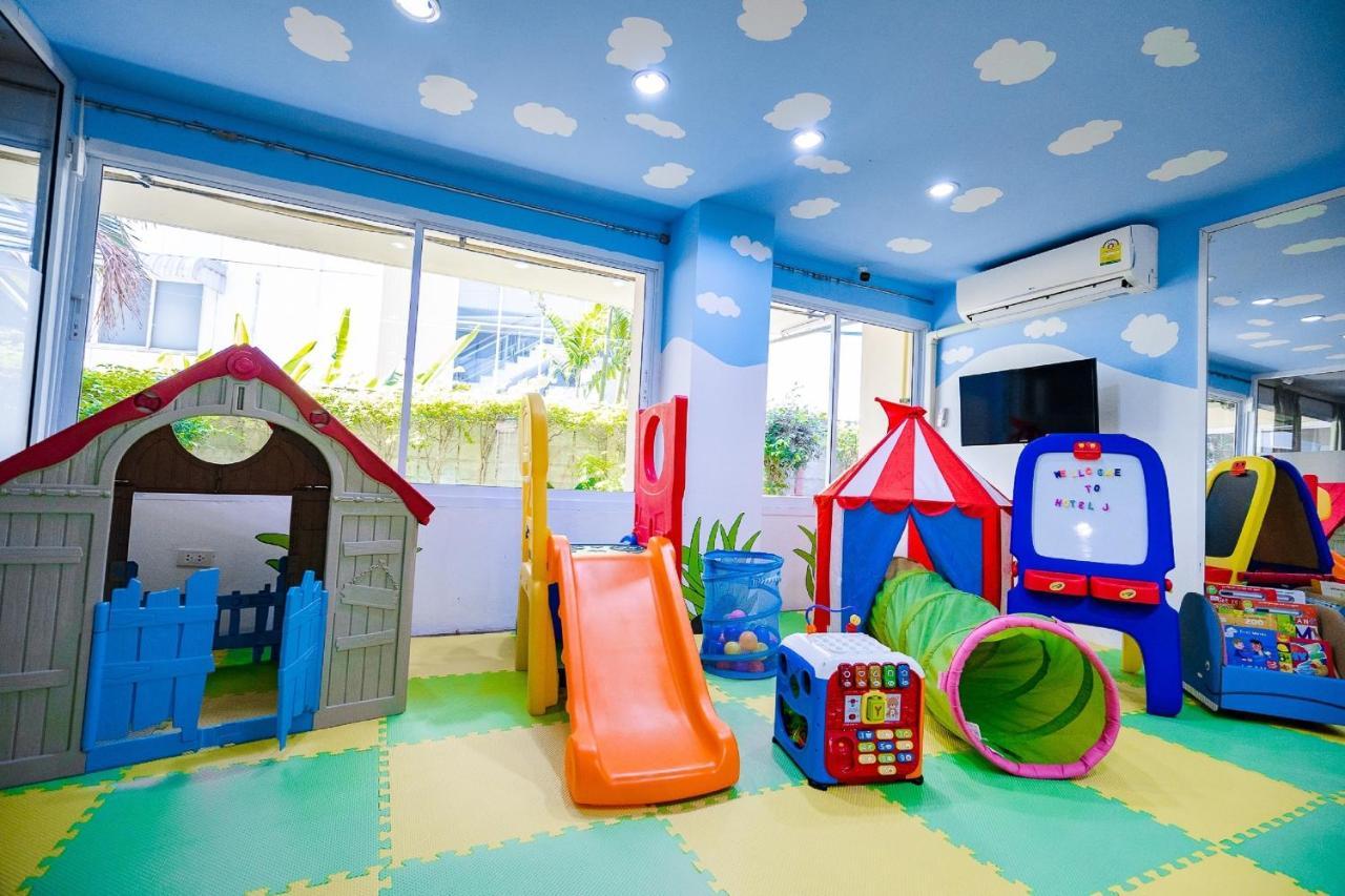 J Inspired Hotel Патая Екстериор снимка